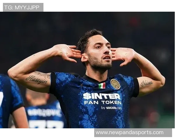 恰尔汗奥卢感恩一路支持从街头球场到国家队百场荣耀之路 恰尔汗奥卢感恩一路支持从街头球场到国家队百场荣耀之路