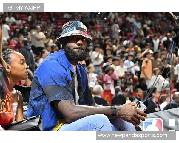 詹姆斯明夏将有机会签下3年188亿合同薪资高达5810万 詹姆斯明夏将有机会签下3年188亿合同薪资高达5810万