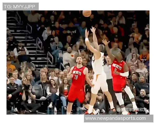 狄龙表现起伏外线不佳11投5中拿下12分4助攻3抢断三分球命中率低迷